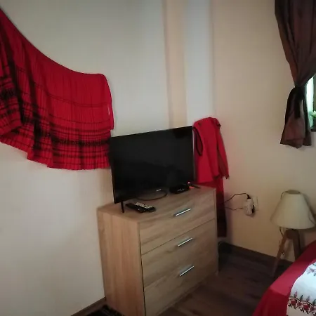 уют с. * زيرافنا