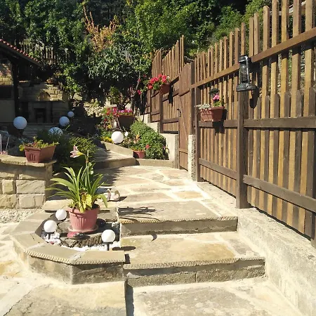 уют с. Tatil Evi *