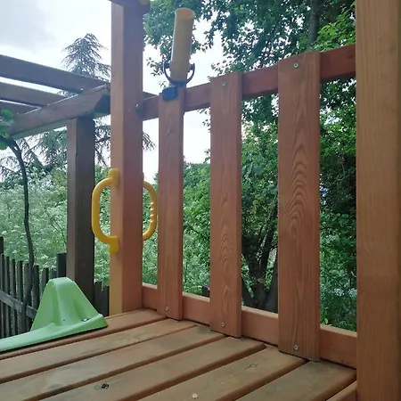 уют с. * زيرافنا